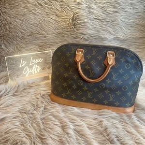 Louis Vuitton Alma PM